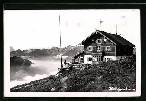 Foto-AK Hochgernhaus, Blick zur Berghütte