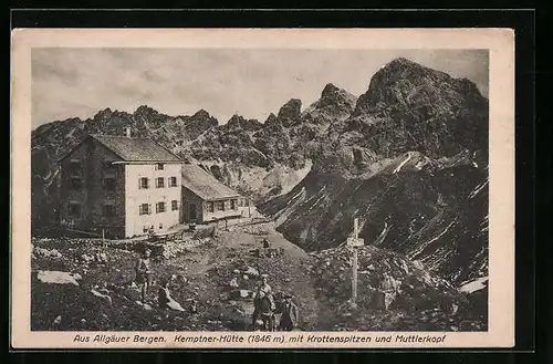 AK Kemptner Hütte, Berghütte mit Krottenspitzen und Muttlerkopf in den Allgäuer Bergen