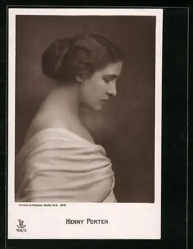 AK Schauspielerin Henny Porten mit Haarknoten