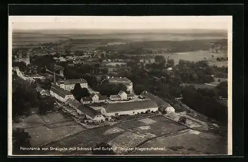 AK Straupitz, Panorama mit Schloss und Gutshof, Fliegeraufnahme