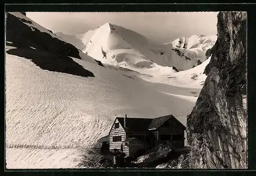 AK Hohtürlihütte, Berghütte und Weisse Frau