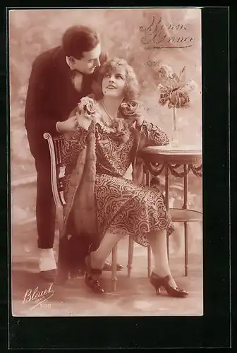 Foto-AK Bleuet Paris: Liebespaar am Tisch