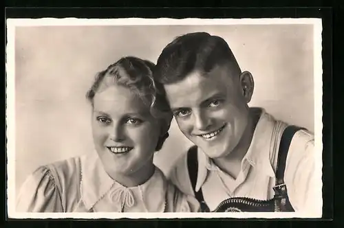 AK Geschwister Fromme, Volkslieder-Sänger