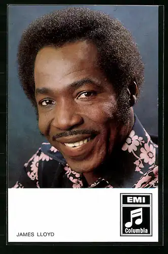 AK Musiker James Lloyd mit lächelndem Gesicht