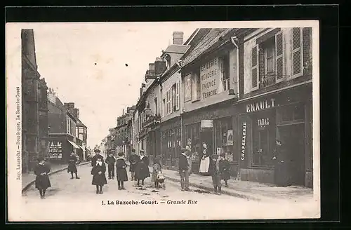 AK La Bazoche-Gouet, Grande Rue, Strassenpartie