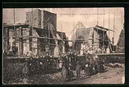 AK Boncé, L`Église en construction