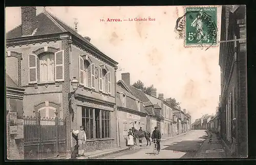 AK Arrou, La Grande Rue, Strassenpartie