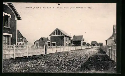 AK Dreux, Cité Foch, Rue Charles Bonnet, Strassenpartie