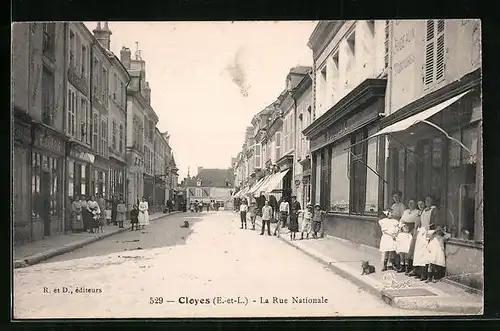 AK Cloyes, La Rue Nationale