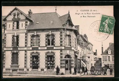 AK Cloyes, Angle de la Place Gambetta et Rue Nationale