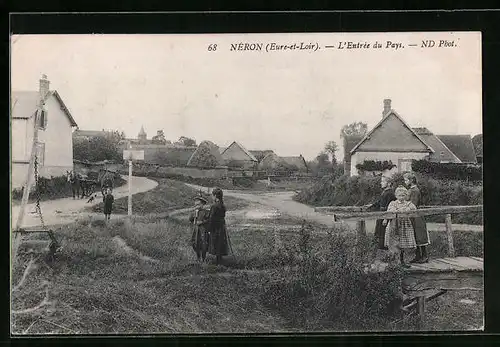 AK Néron, L`Entrée du Pays