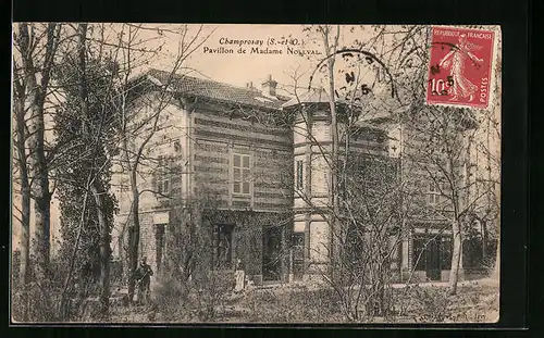 AK Champrosay, Pavillon de Madame Nollval