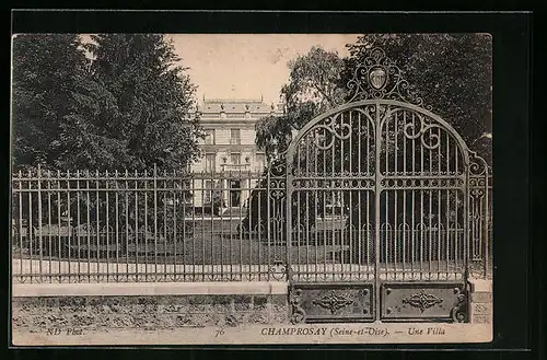 AK Champrosay, Une Villa