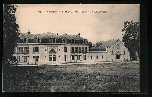 AK Champrosay, Une Propriete