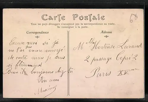 AK Ris-Orangis, L`Hôtel de Ville et la Rue de Paris