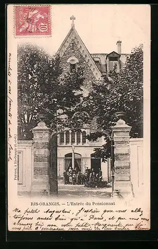 AK Ris Orangis, L`Entree du Pensionnat
