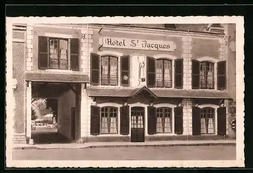 AK Cloyes, Entrée de l`Hôtel, Hotel Saint-Jacques, Facade avec terasse en été