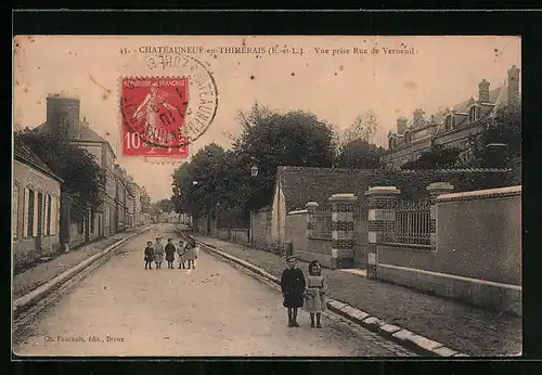 AK Chateauneuf-en-Thimerais, Vue prise Rue de Verneuil