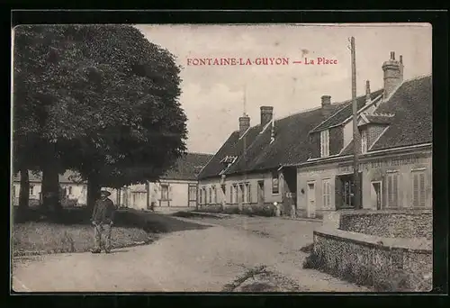 AK Fontaine-la-Guyon, La Place