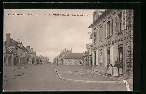 AK La Ferté-Vidame, Rue de Laborde