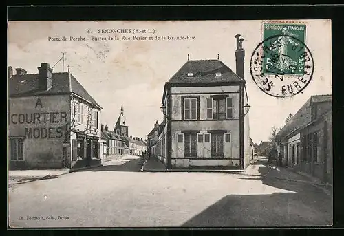 AK Senonches, Porte du Perche, Entrée de la Rue Perier et de la Grande-Rue