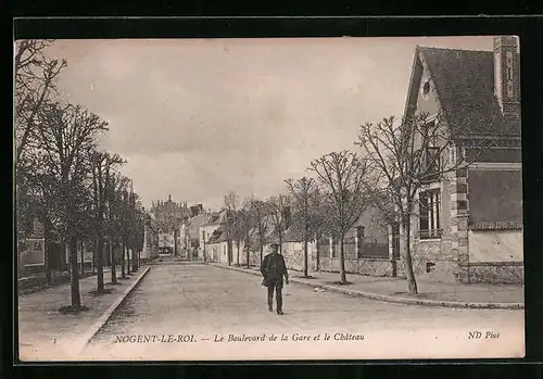AK Nogent-le-Roi, Le Boulevard de la Gare et le Château