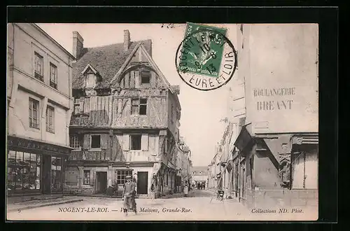 AK Nogent-le-Roi, Vieilles Maisons, Grande-rue