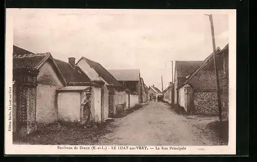 AK Le Luat-sur-Vert, La Rue principale