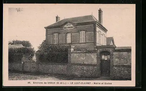 AK Le Luat-Clairet, Mairie et Ecoles