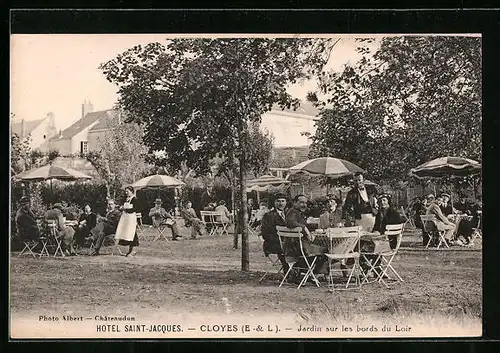 AK Cloyes, Hotel Saint-Jacques - Jardin sur les bords du Loir