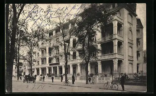 AK Bad Nauheim, Carlton Hotel mit Pferdewagen