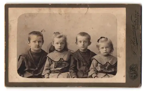 Fotografie F. Henning, Plön, Schlossberg 65, Bürgerliche Kinder in schicker Kleidung