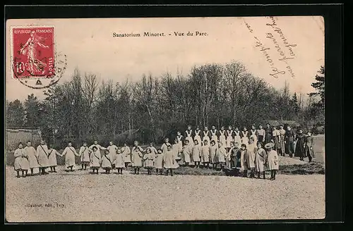 AK Champrosay, Sanatorium Minoret - Vue du Parc