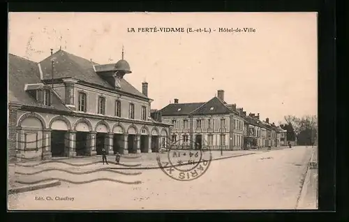 AK La Ferté-Vidame, Hotel-de-Ville