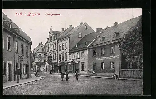 AK Selb i. Bayern, Ludwigstrasse mit Geschäften