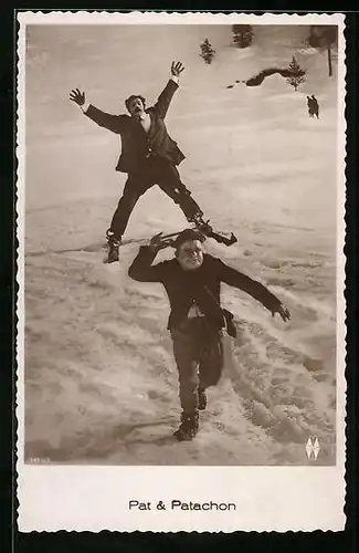 AK Schauspieler Pat & Patachon beim Wintersport