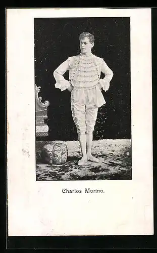AK Charlos Morino im Kostüm