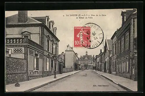 AK La Loupe, Rue de la Gare