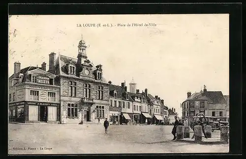 AK La Loupe, Place de l`Hôtel de Ville