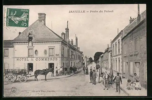 AK Janville, Porte du Puiset, Hotel du Commerce