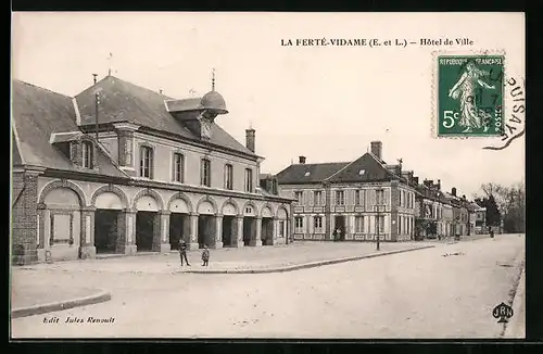 AK La Ferté-Vidame, Hôtel de Ville