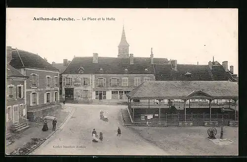 AK Authon-du-Perche, La Place et la Halle