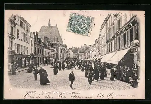 AK Dreux, La Garnde-Rue un Jour de Marché