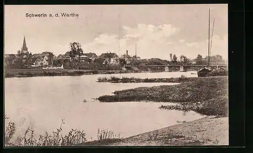 AK Schwerin /Warthe, Panorama mit Brücke