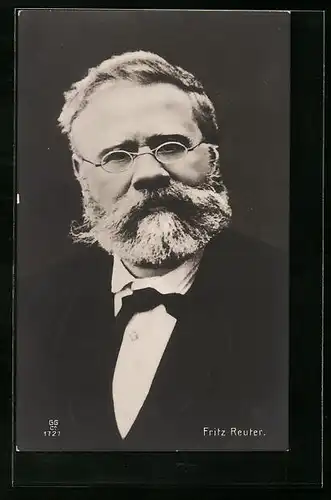 AK Fritz Reuter, Portrait mit Vollbart und Brille