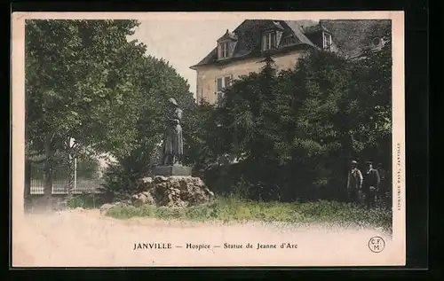 AK Janville, Hospice - Statue de Jeanne d`Arc