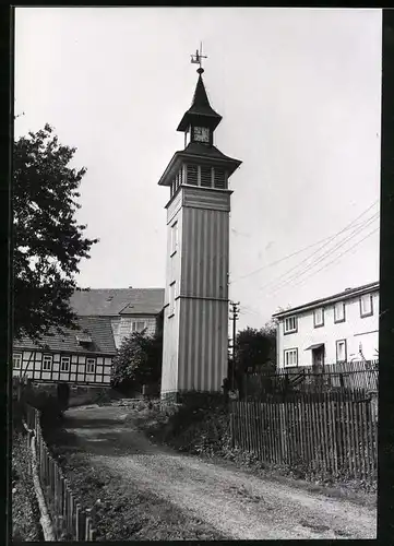 Fotografie Hoffmann, Bad Salzungen, Ansicht Hinterrod / Thüringen, Steigerturm mit Strassenansicht