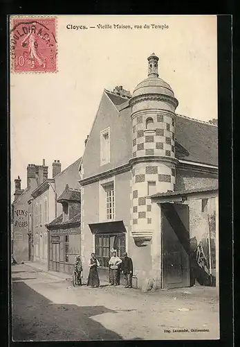 AK Cloyes, Vieille Maison, rue du Temple