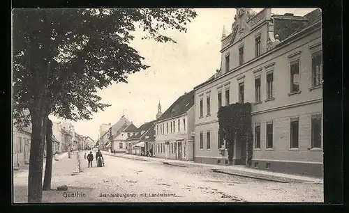 AK Genthin, Brandenburgerstrasse mit Landratsamt