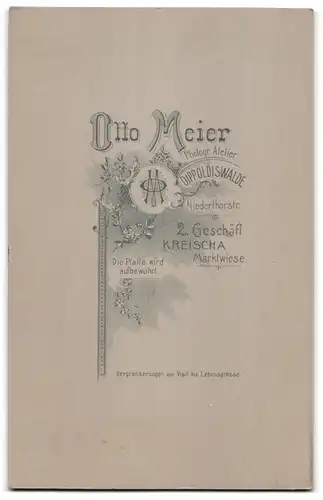 Fotografie Otto Meier, Dippoldiswalde, Niedertorstr., Junges Paar in hübscher Kleidung